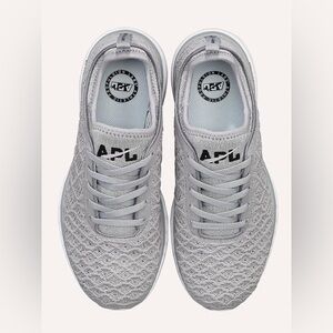 APL Techloom Phantom Women’s Running Shoes Lavender Silver Sparkle Size 10